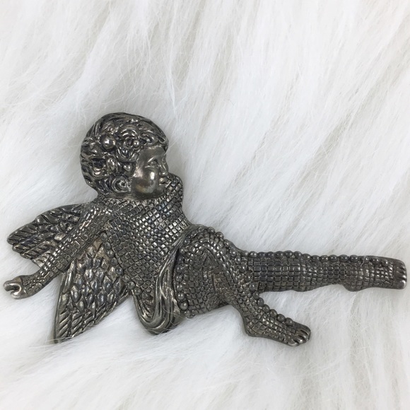 Jewelry - VINTAGE ANGEL Broach Pendent Brooch